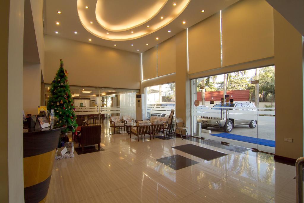Hotel Yankin Yangon Exterior foto