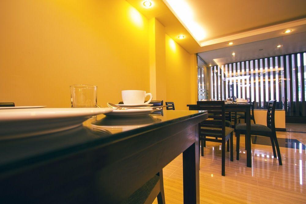 Hotel Yankin Yangon Exterior foto