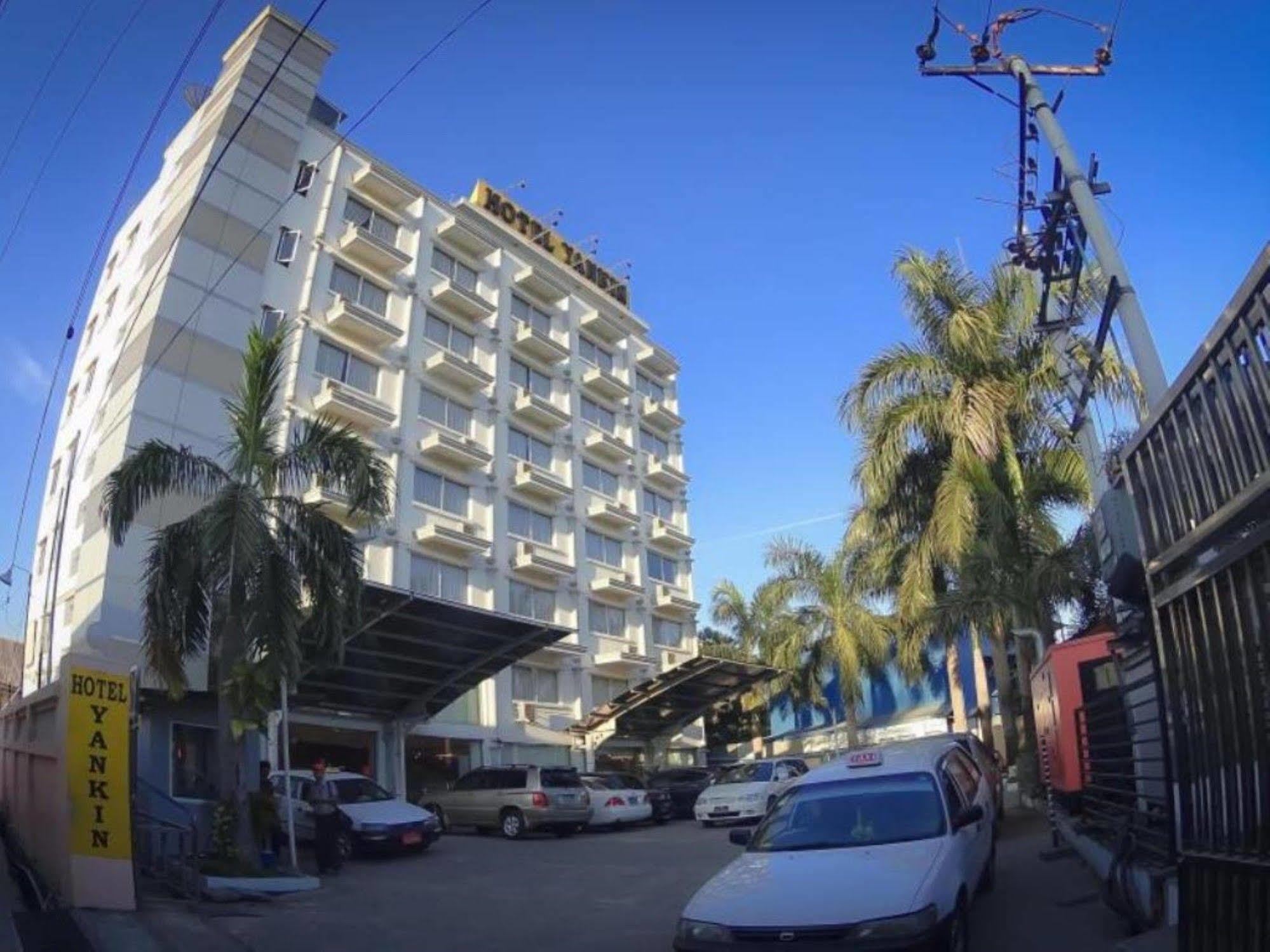 Hotel Yankin Yangon Exterior foto